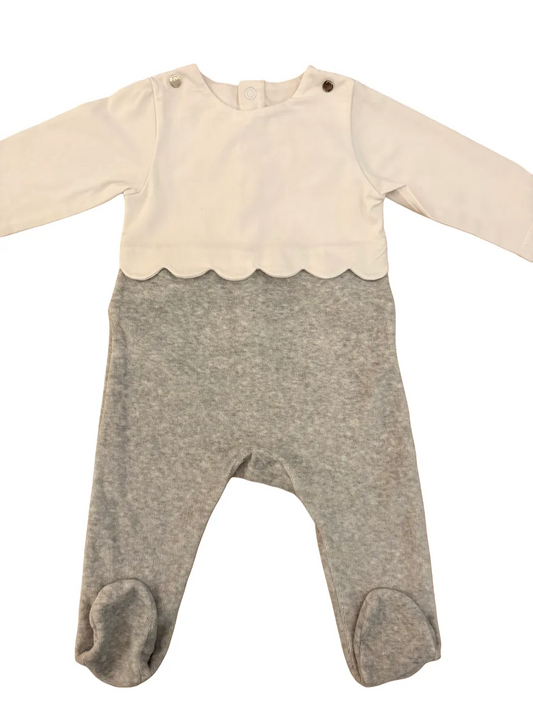 Jacadi Cream Grey Velour Scalloped Romper (6M / 67)