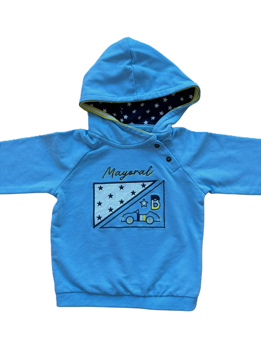 Bürgermeister-Kapuzenpullover in Hellblau mit Rennwagenmotiv (12M)