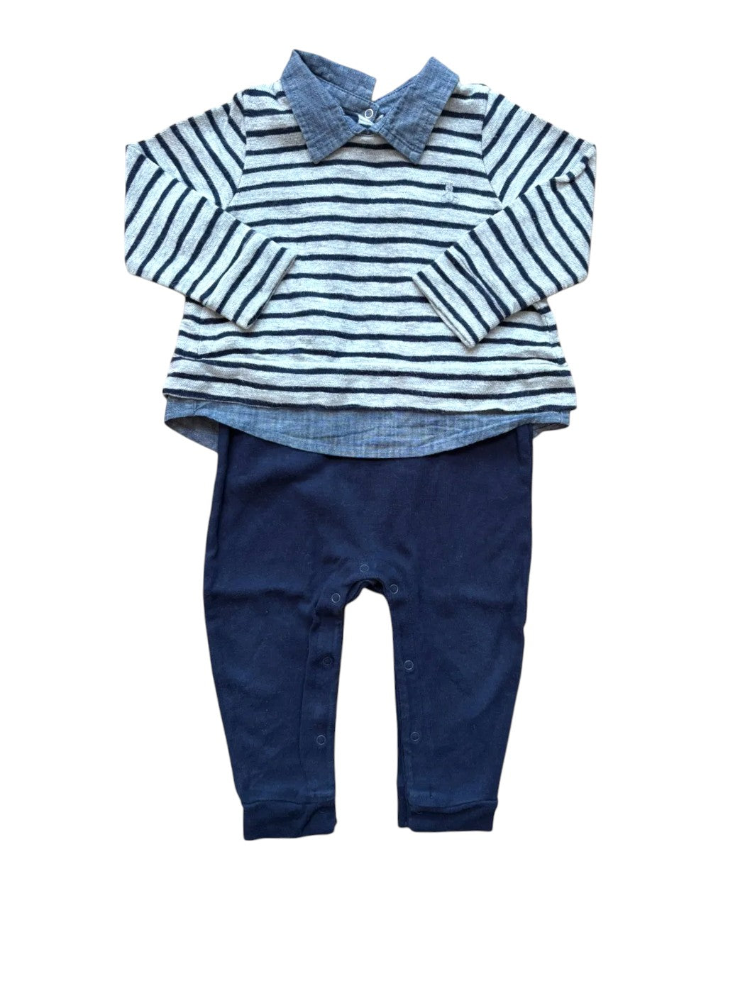 Baby Gap Grey Striped Romper size 12-18M - second hand baby clothing