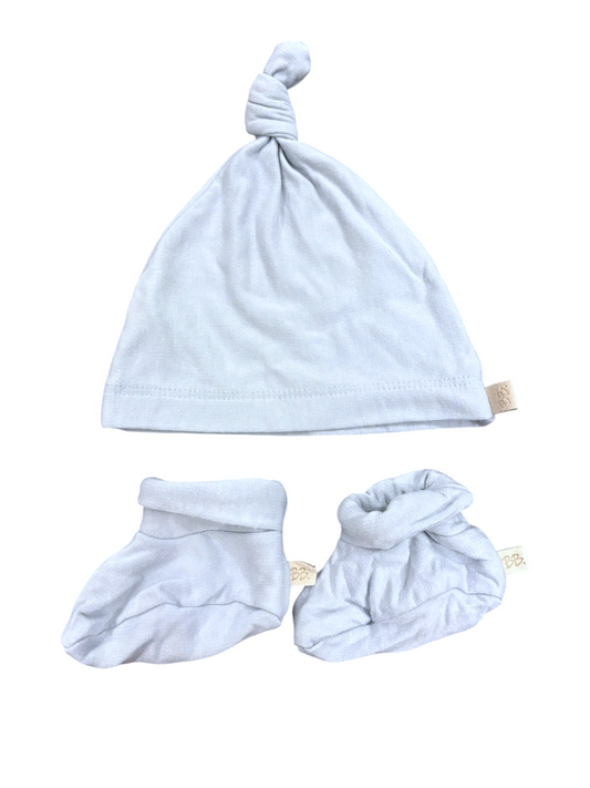 Bamboom Unisex Light Blue Knotted Cap & Booties Set, Newborn - second hand baby clothing